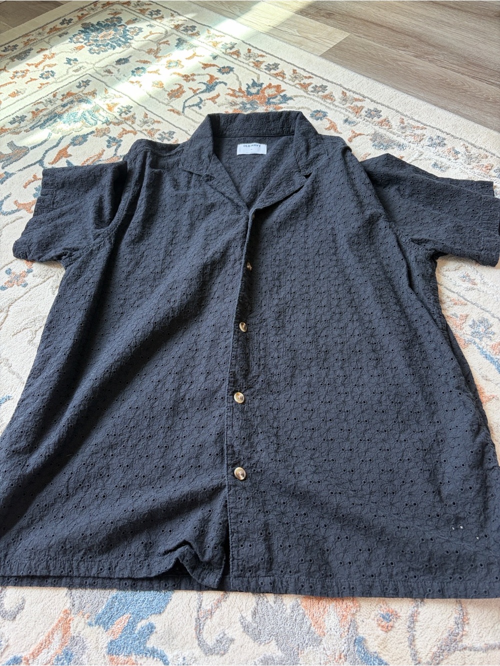 Old Navy Black Eyelet Short-Sleeve Button-Up Shirt